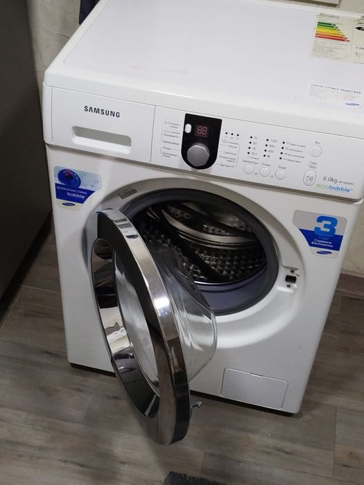 Стиральная машина Samsung 6кг. Почти новая. Гарантия!!!