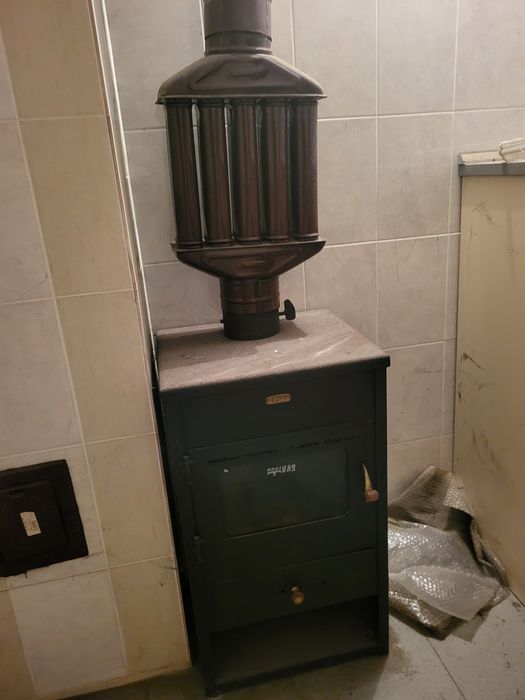 Камина  Prity на твърдо гориво