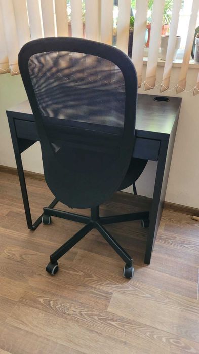 Офис стол IKEA FLINTAN – черен, ергономичен