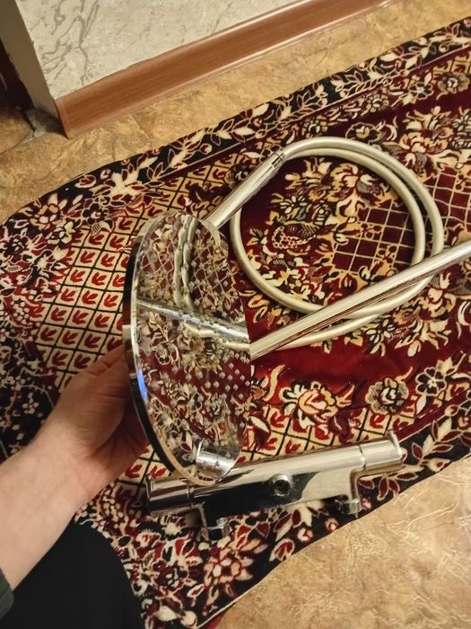 Продам сместитель фирмы Bravat