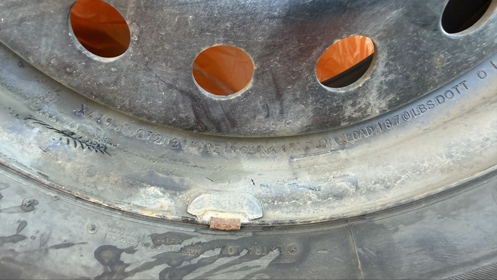 235/65/17 Bridgestone