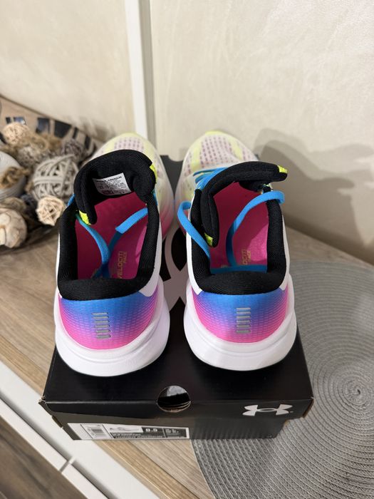 Маратонки Under Armour Velociti Pace