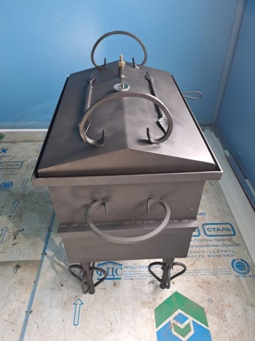 Продам новую коптильню
