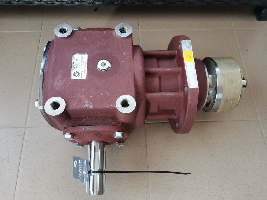 Reductor grup tocător