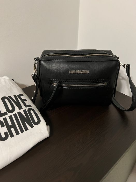 Дамски чанти Guess, Love Moschino