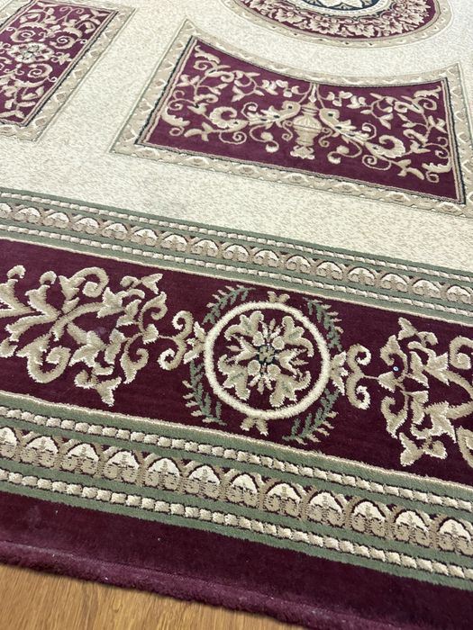 продается ковер для гостиной