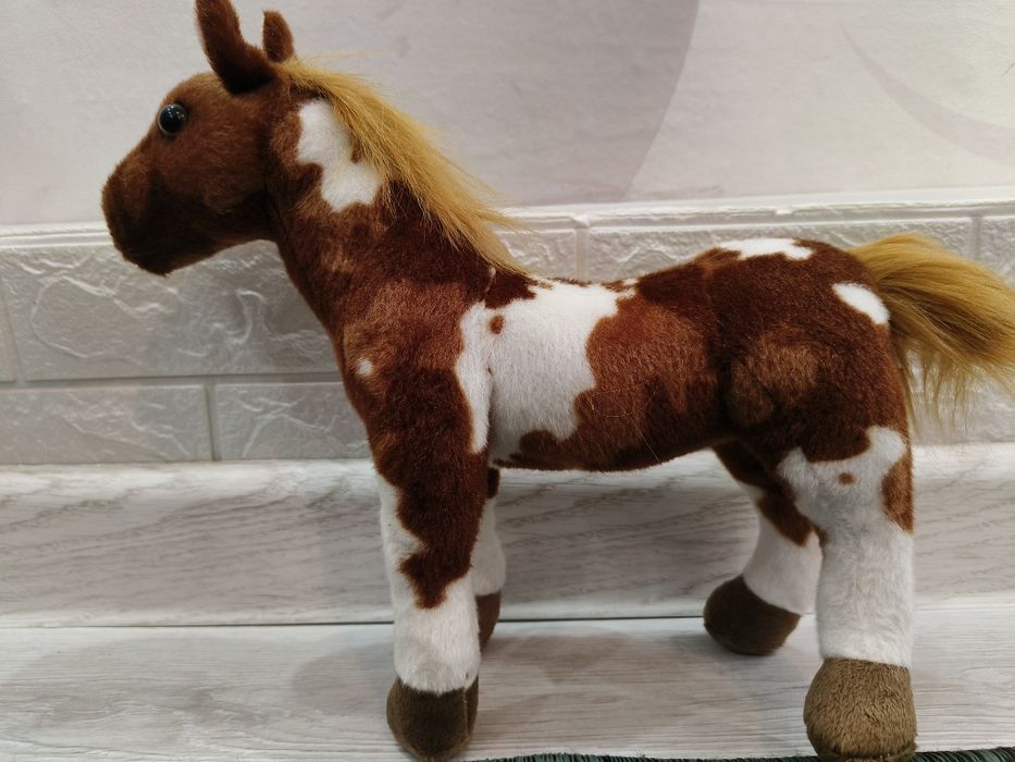 Мягкая игрушка Конь.