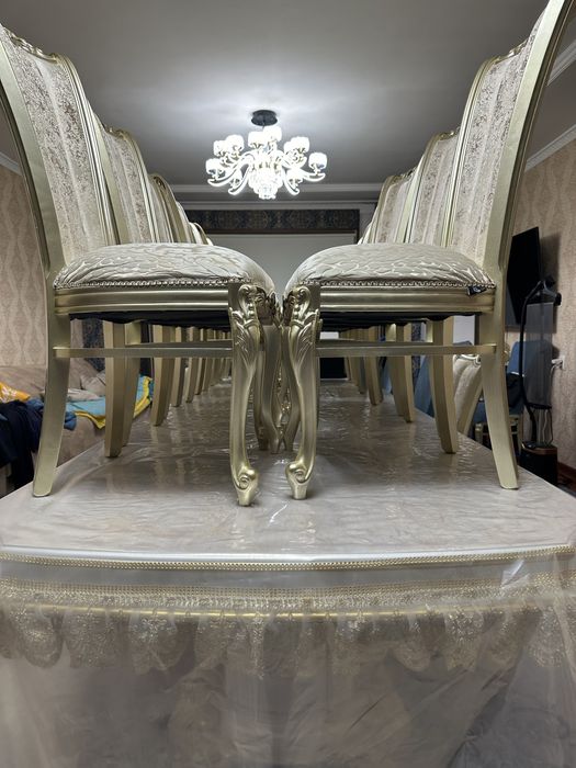 Стулья  для  зала