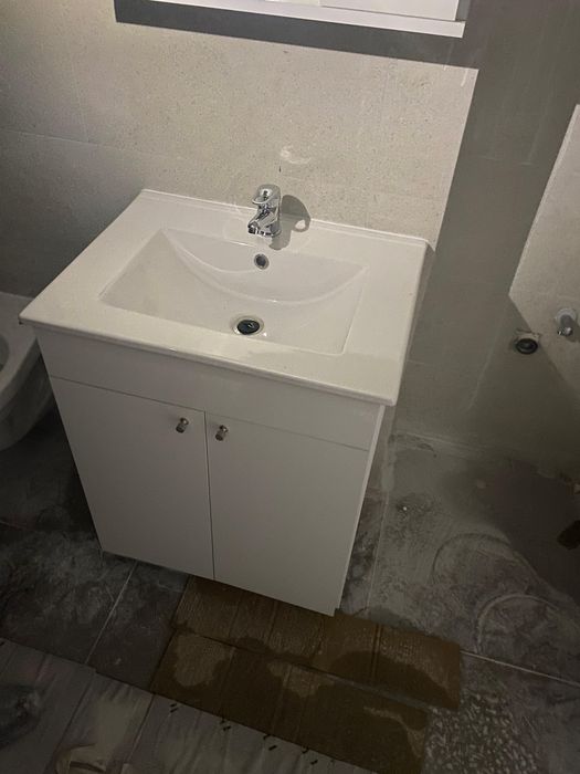 Masca baie + lavoar + dulap cu oglinda si iluminare , cu usi, alb, dulap dreapta