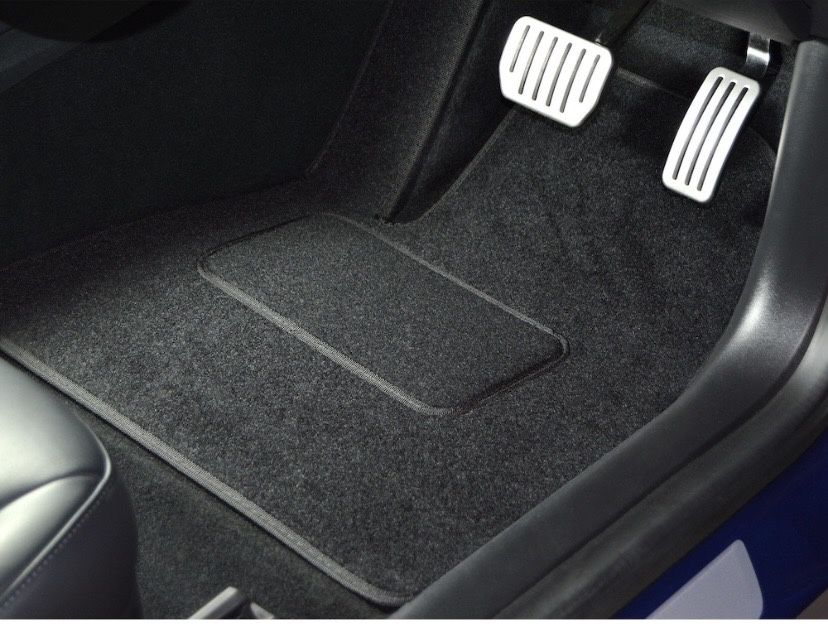 Set 4 Covorase mocheta dedicate NISSAN NV200 2010 - 2020