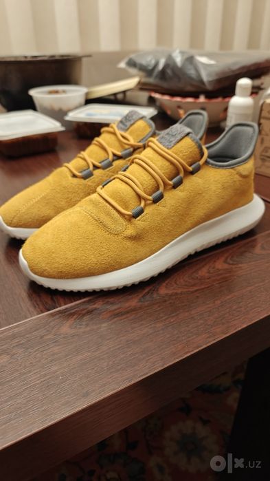 Кроссовки Adidas Tubular со скидкой