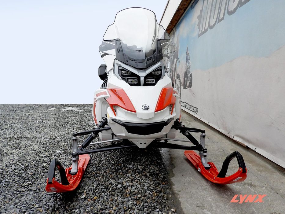 Snowmobil Lynx Adventure Electric Touchscreen 137 2025