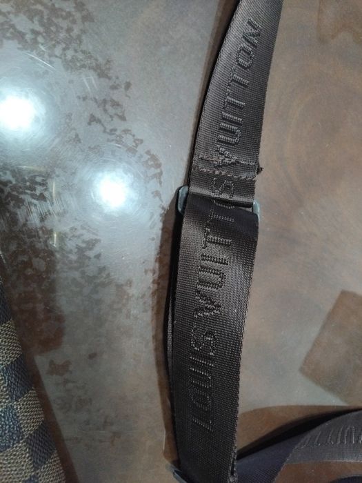 Оргинална чанта за през рамо Louis VUITTON