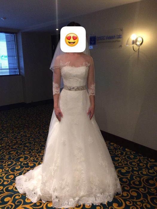 Свадебное платье с фатой. Размер S, M