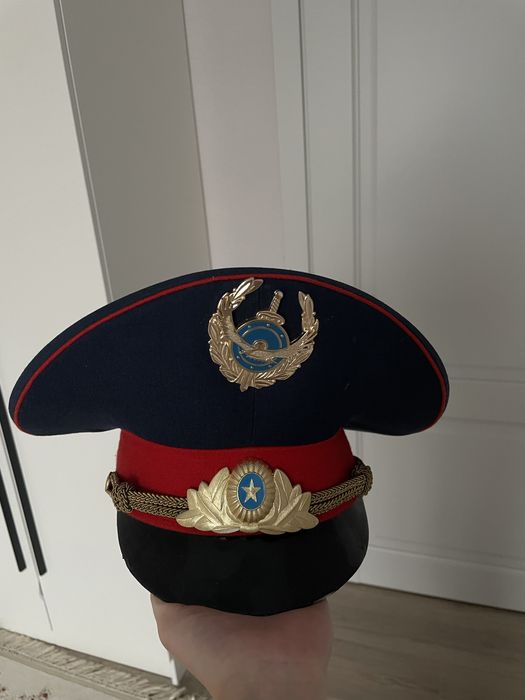 Фурашка сотрудника полиции