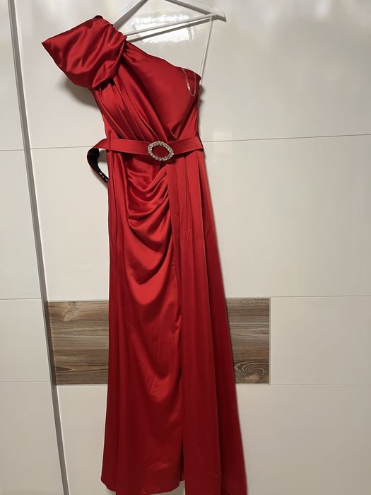 Rochie de seara rosie