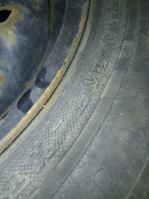 Продавам гуми с джанти 4 броя