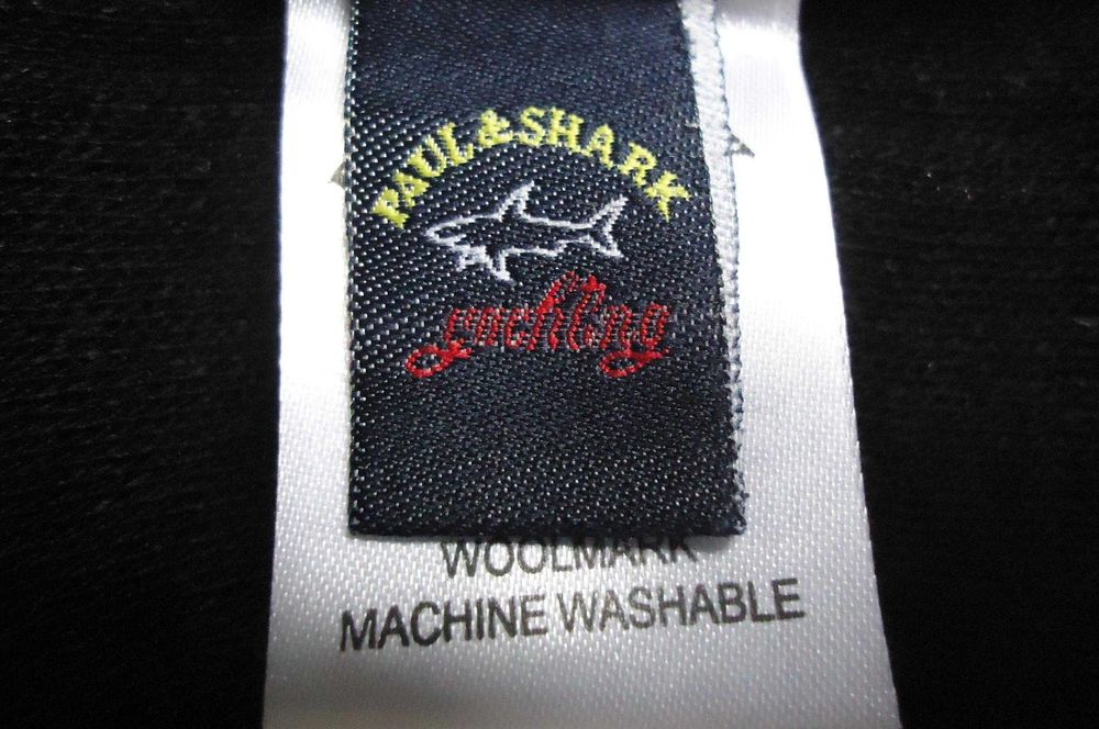 Pulover negru barbati 3 nasturi guler polo lana pura virgina P & Shark