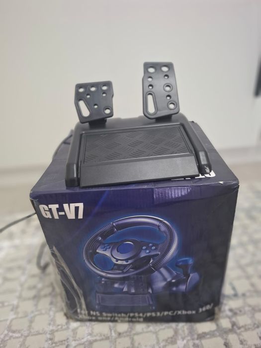 Продаю виар очки и руль игровой