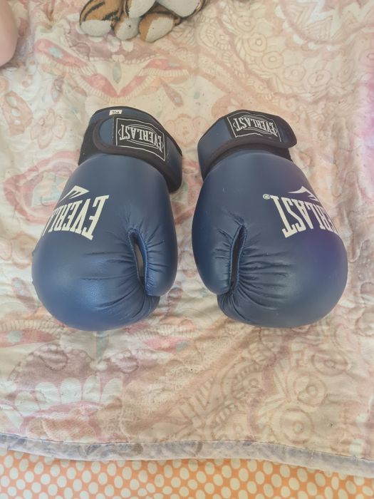 Боксёрские перчатки
