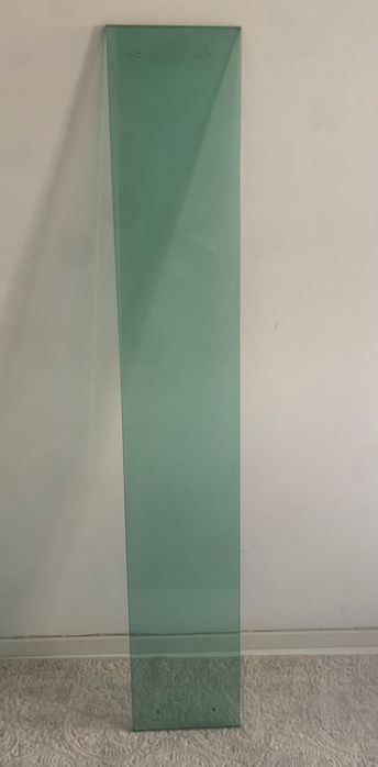 Стъклени рафтове