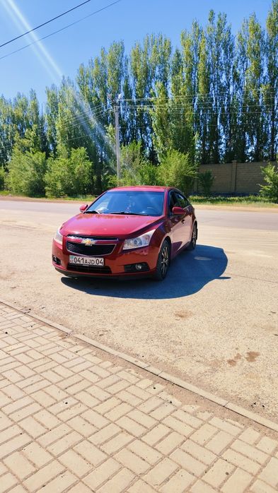 Продам машину  Шевроле Круз