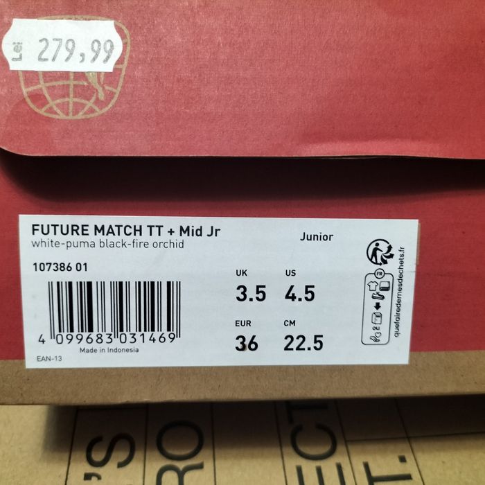 Adidași pentru fotbal,Nike,puma