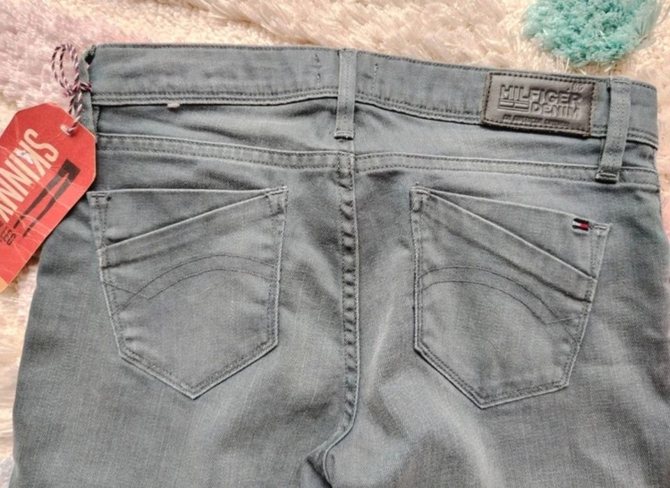 Blugi Tommy Hilfiger