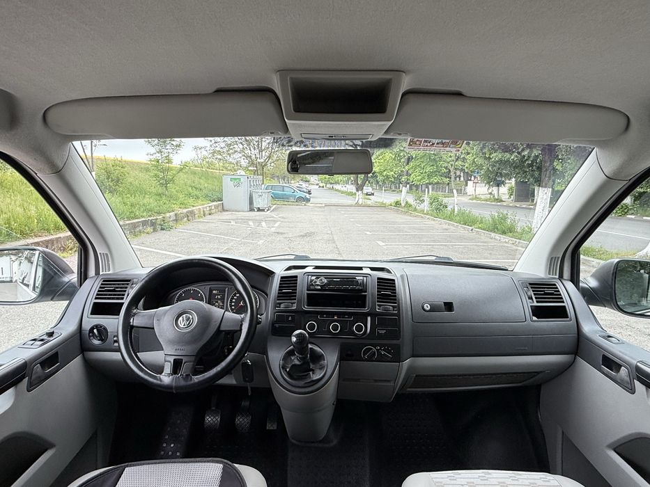 VW Transporter T5 Modelul Lung 2.0 Tdi Euro 5 cu 8+1 Locuri