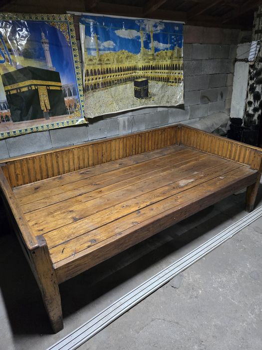 Тапчач с чистого дерева