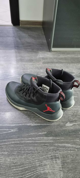 Мъжки обувки Jordan Ultra Flight 2