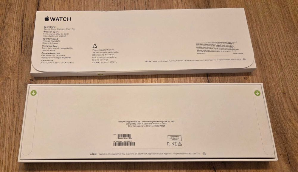 Apple Watch SE 3 44mm Midnight