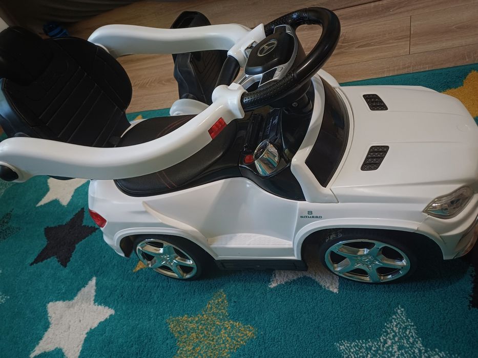 Кола за бутане Mercedes GL63