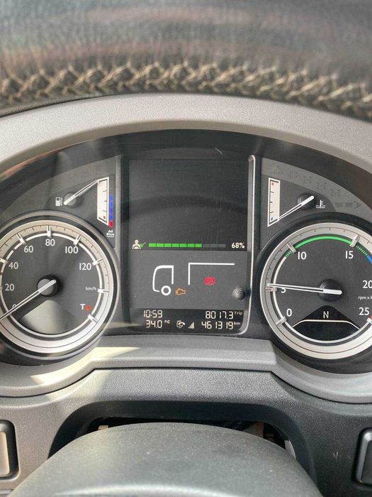 Срочно продам Тягач DAF XF 460