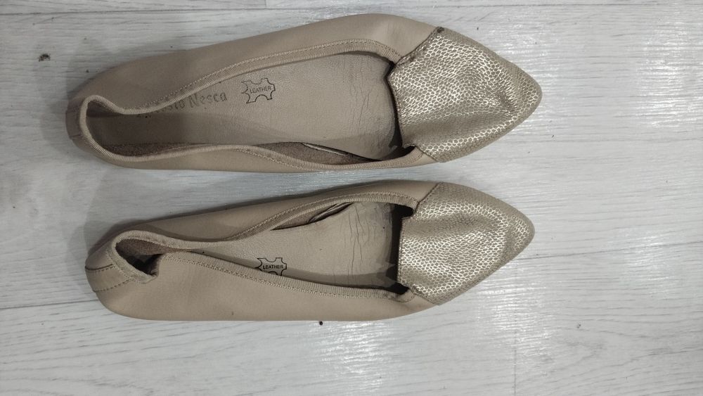 Продам женские туфли