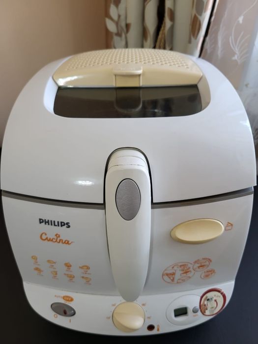 Продаётся фритюрница Philips