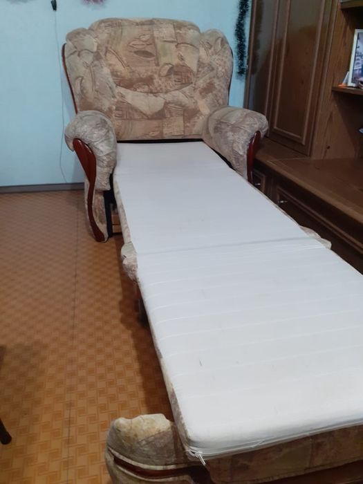 Продается кресло-кровать, 2шт
