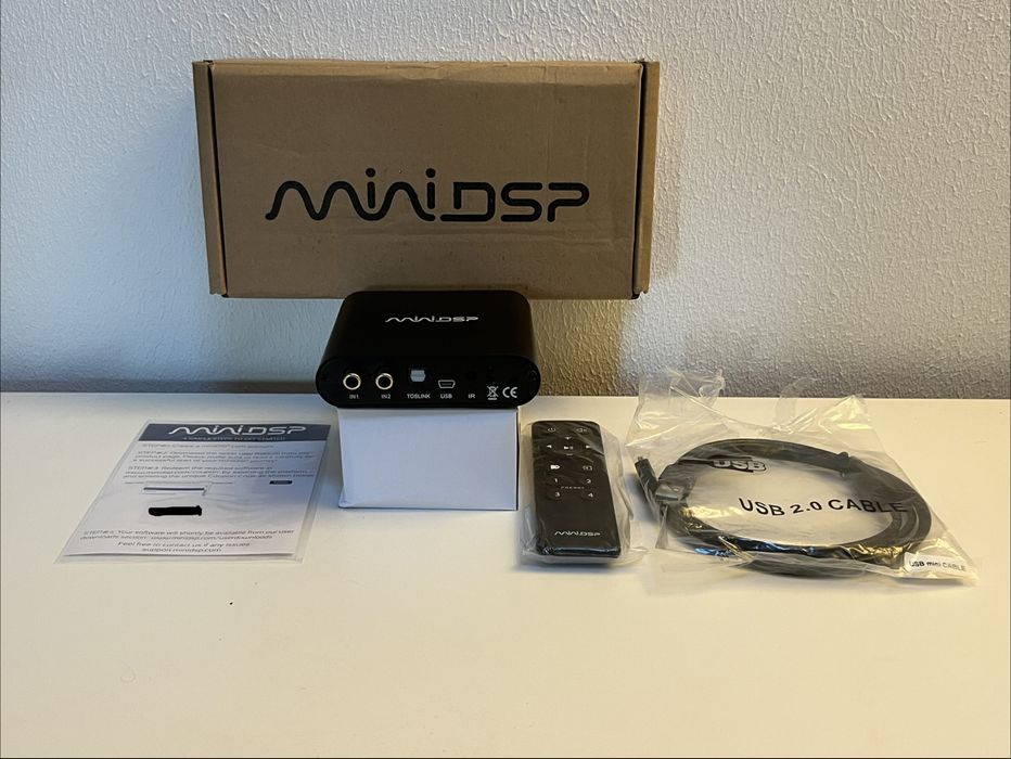 Procesor audio miniDSP 2x4 HD impreuna cu microfon de calibrare UMIK-1