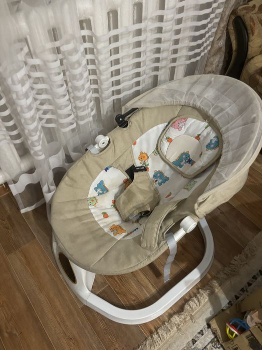 Продам детский шезлонг