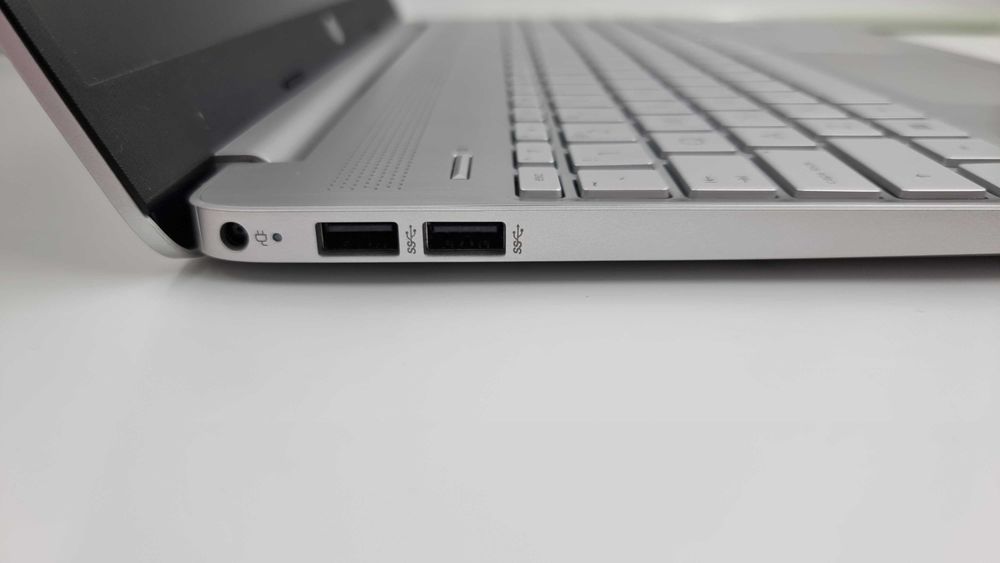 Laptop HP 15S [Amanet Club Caro ]