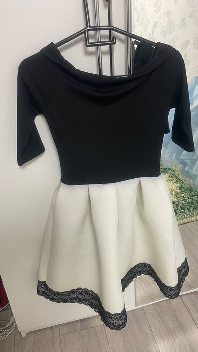 Продам нарядные платья недорого