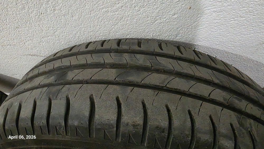 Продавам комплект летни гуми Michelin 185/65 R15