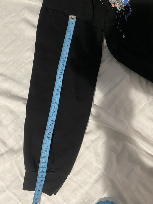 Черно   горнище