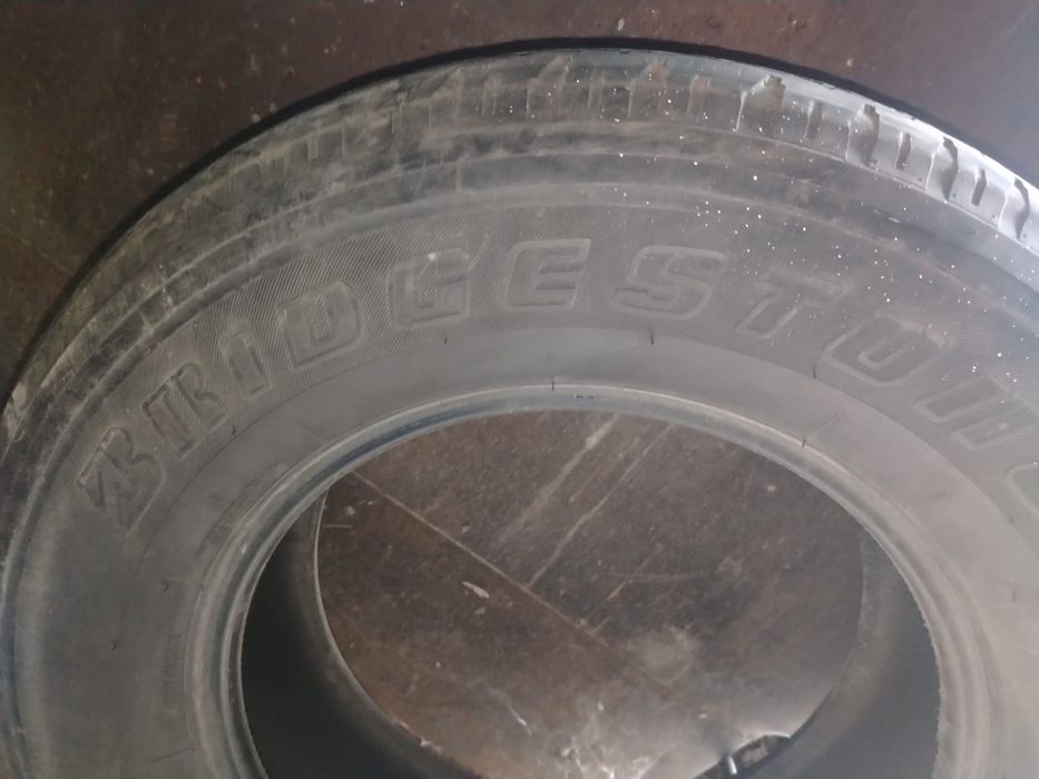 Продам резину на R 17