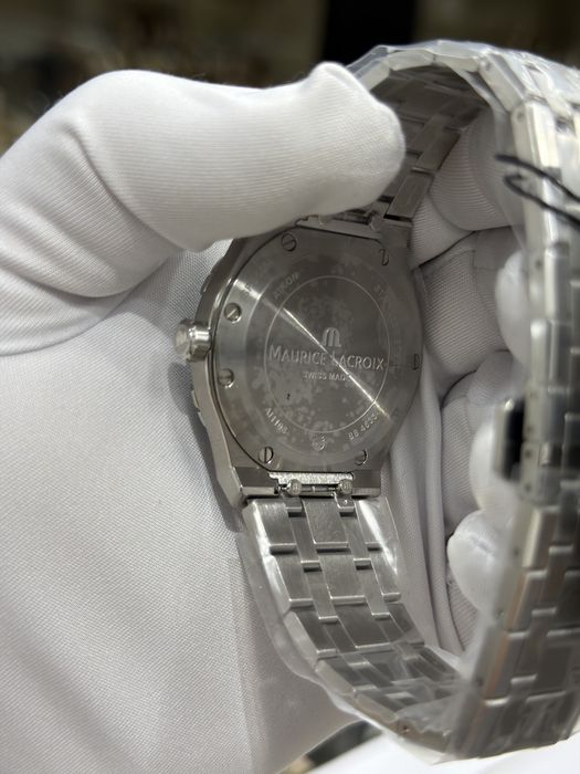 Maurice Lacroix Aikon Tiffany