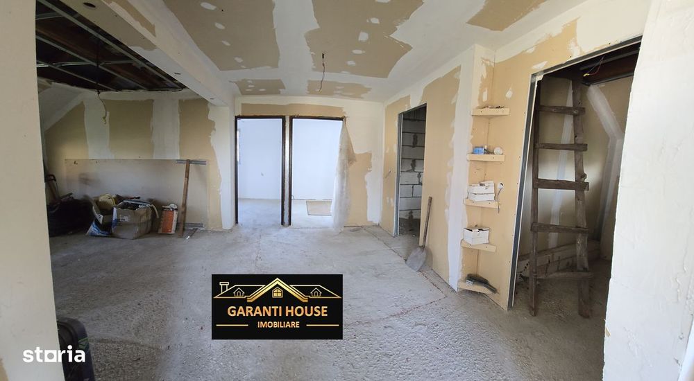 Sat Sasar, casa P+M, 110 mp, 900 mp teren concesionat, 112 000€ neg.
