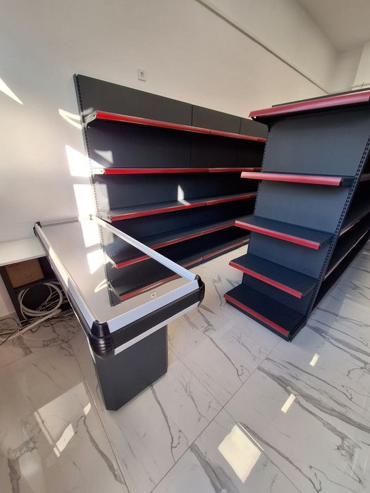 Продавам стелажи за магазин