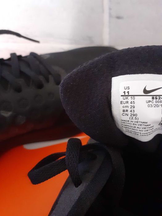 adidas  nou   nr  45