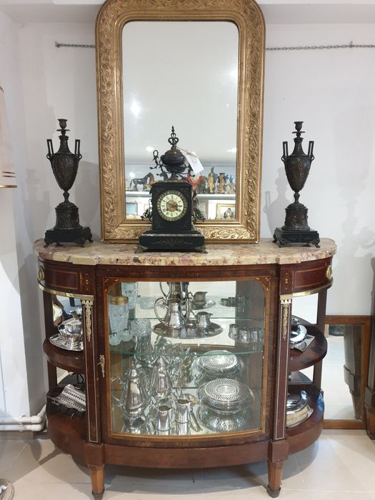 De vânzare 2 bufet stil Louis XVI