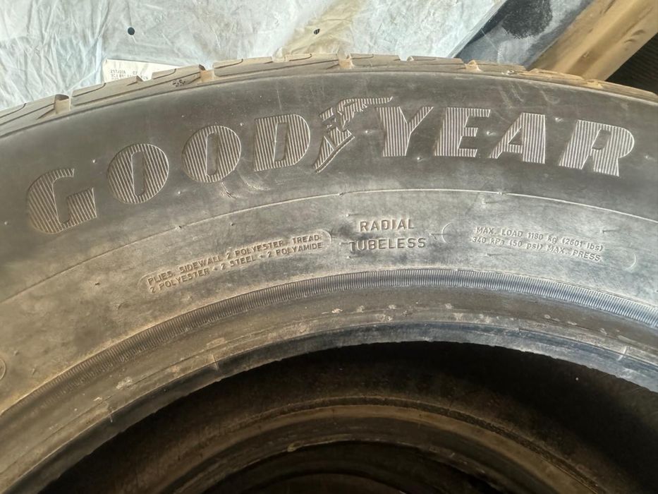 Зимняя шина(липучка) 265/60/18